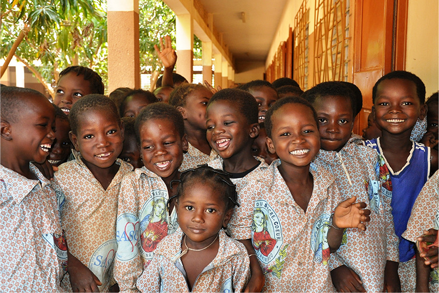 二十三年，獻給GPS也找不到的世界角落——守護泰北苗村MaeSaMai的黃和美